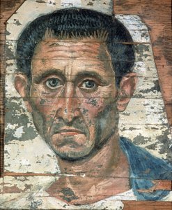 青いマントの男のファイユームの肖像、トラジャニック、c.98-117